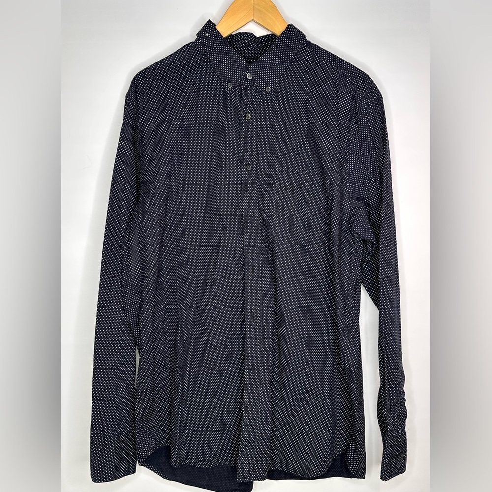 Uniqlo Dotted Button Up